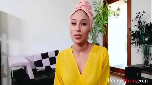 Discovering StepMom's Sexy Side While She Fucks Me In Hijab- Cali Lee